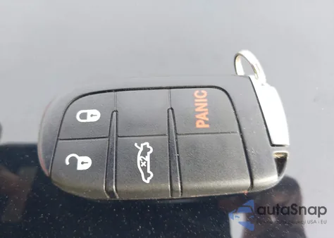 2018 Dodge Challenger Sxt Plus z USA, uszkodzony, nr VIN 2C3CDZAG3JH333537